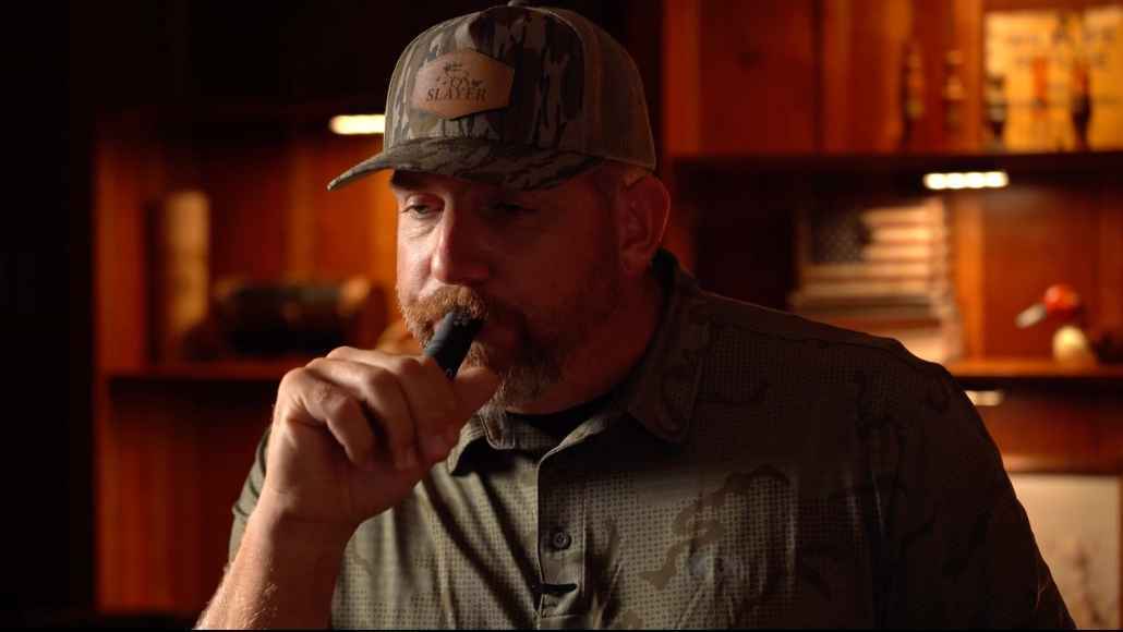 Eric Strand demonstrates the ATC, Müller Limited Edition single-reed duck call