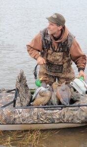 Hunter gets duck decoys ready to set out: pre-season decoy prep
